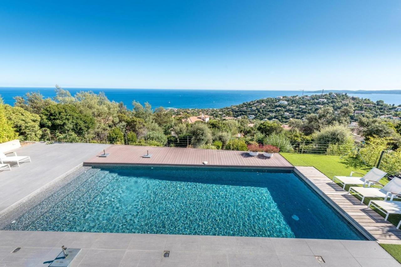 Vue Panoramique Sur La Baie De St Tropez Villa Les Issambres Eksteriør bilde
